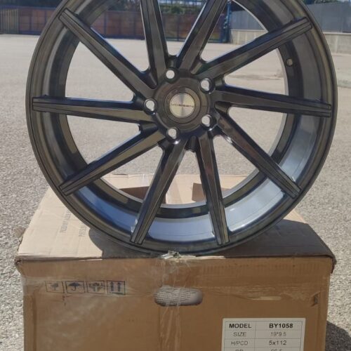 cerchi in lega replica VOSSEN gunmetal da 19″ doppia misura in 5/112